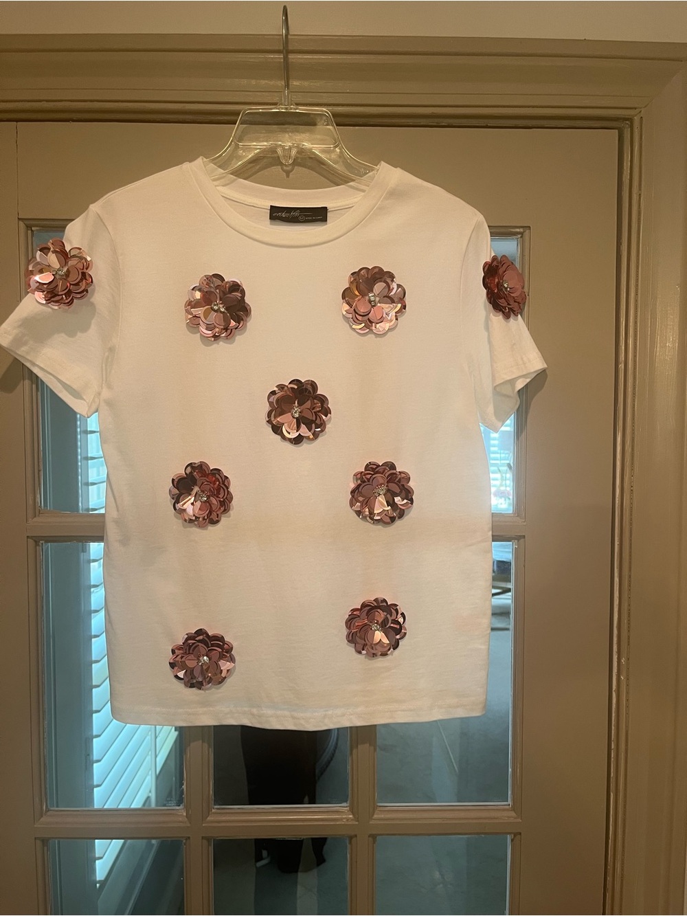 Versona White Short Sleeve Tee with Pink Sequin Flower Appliqués